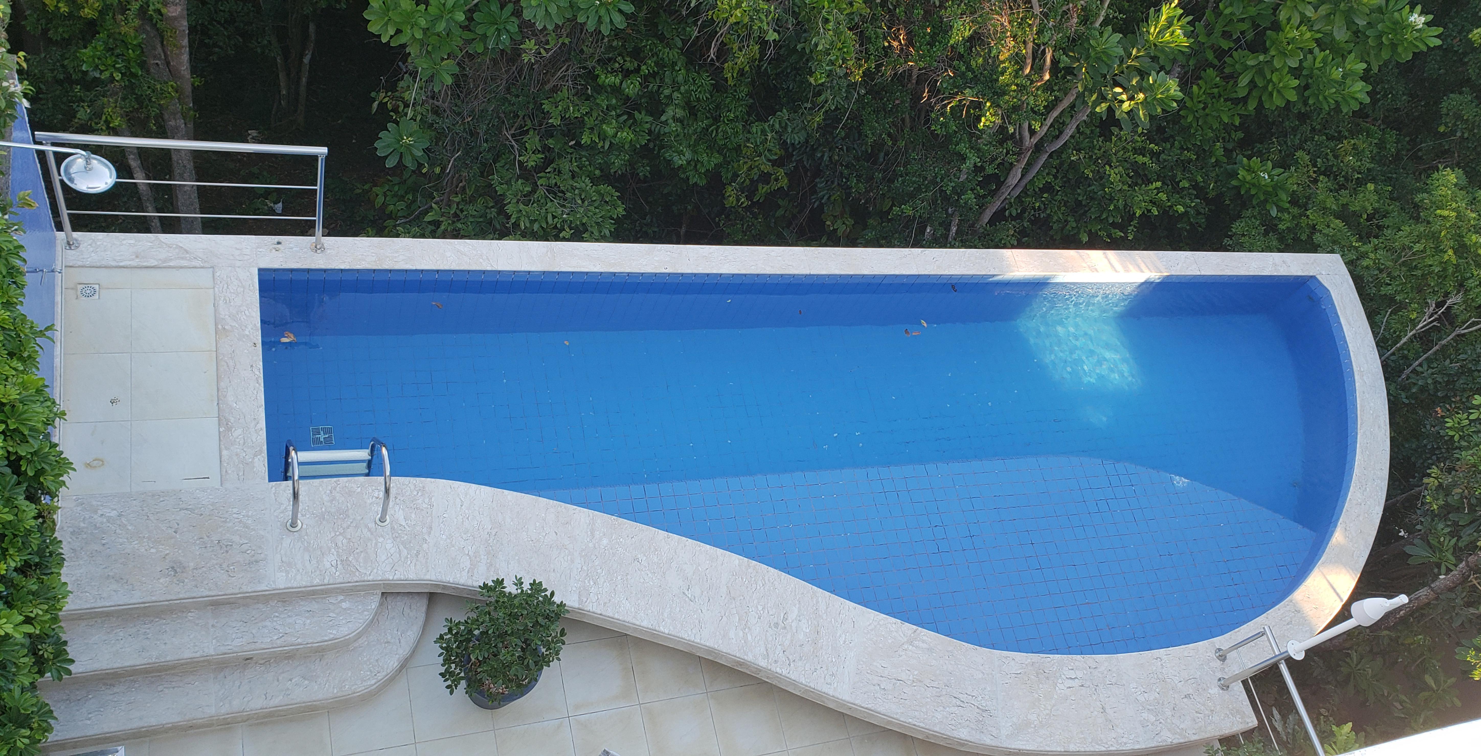Piscina vista.jpg